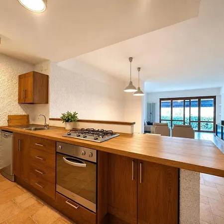 Helmirage Luxury Cinque Terre Apartment Levanto